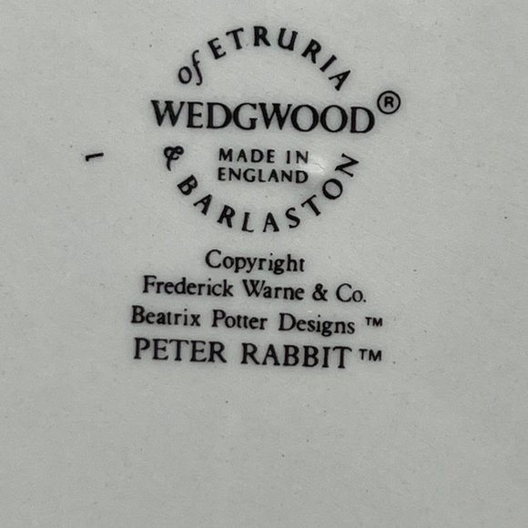 Wedgwood Peter Rabbit Beatrix Potter Child's Dish Porridge Bowl England Vintage - Picture 6 of 6
